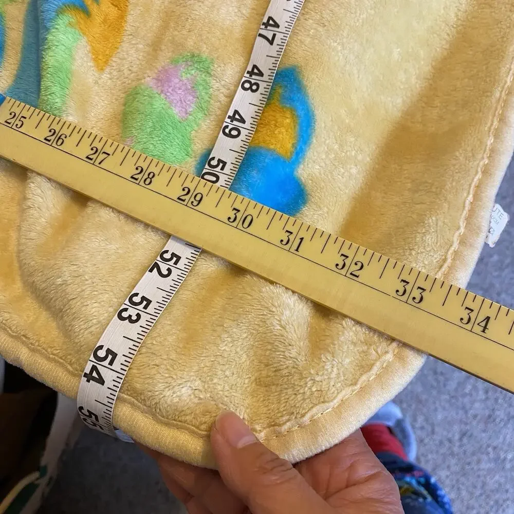 Vintage Disney Classic Winnie the Pooh Comforter Blanket Kid 54x34” Soft Flush